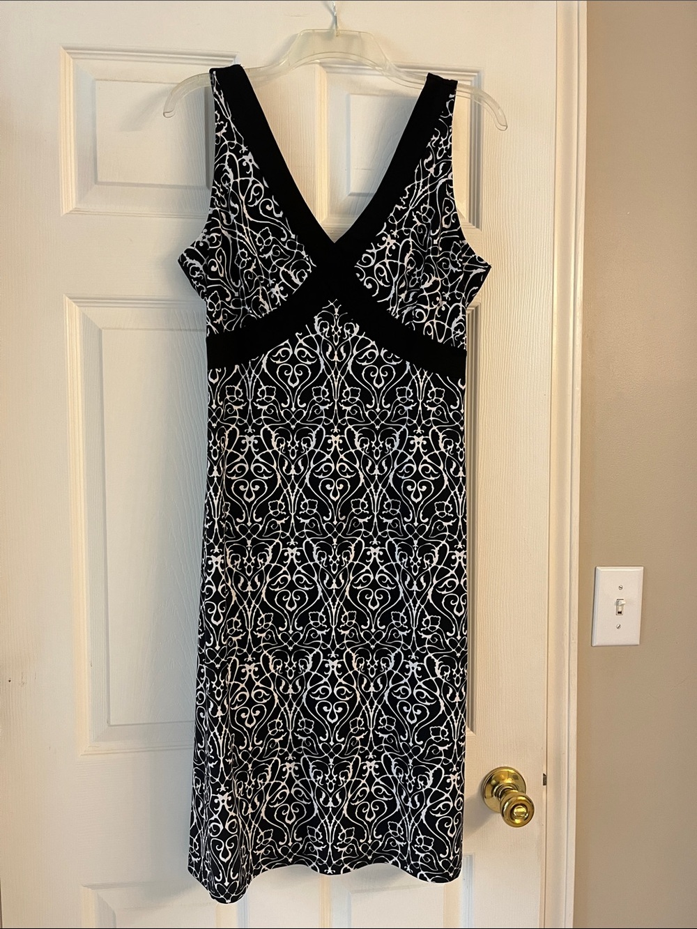 Tahari Black & White V-Neck Midi Dress